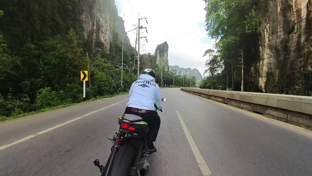 Hyper-Stable Dual-Point 360º Extendable Selfie Stick for Motorcycles